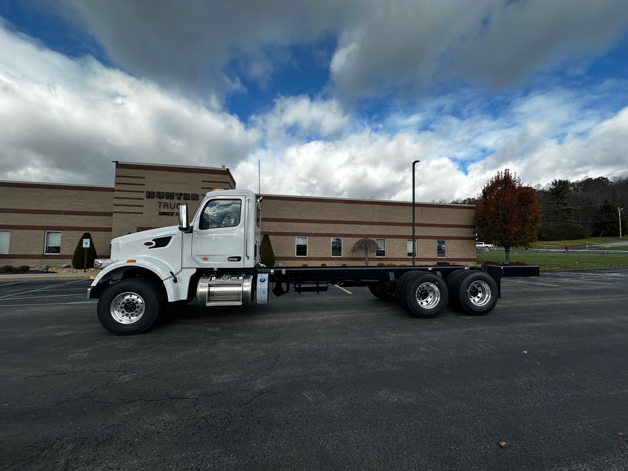 2026 Peterbilt 567 — photo 12