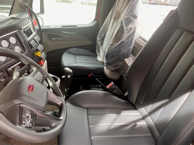 2026 Peterbilt 589 — photo 5