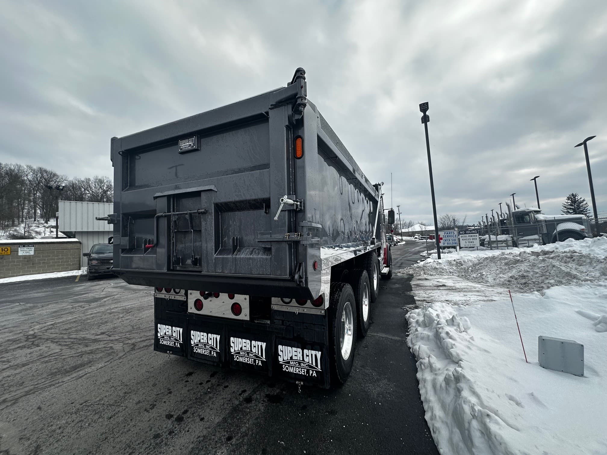 2026 Peterbilt 589 — photo 10
