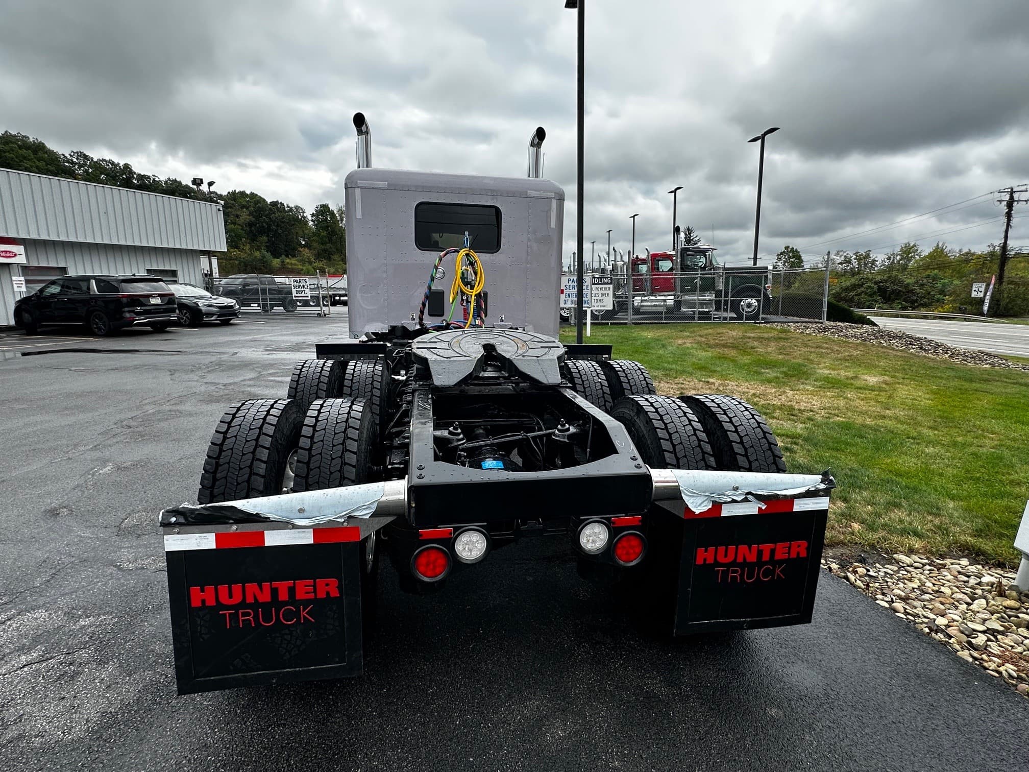 2026 Peterbilt 589 — photo 4