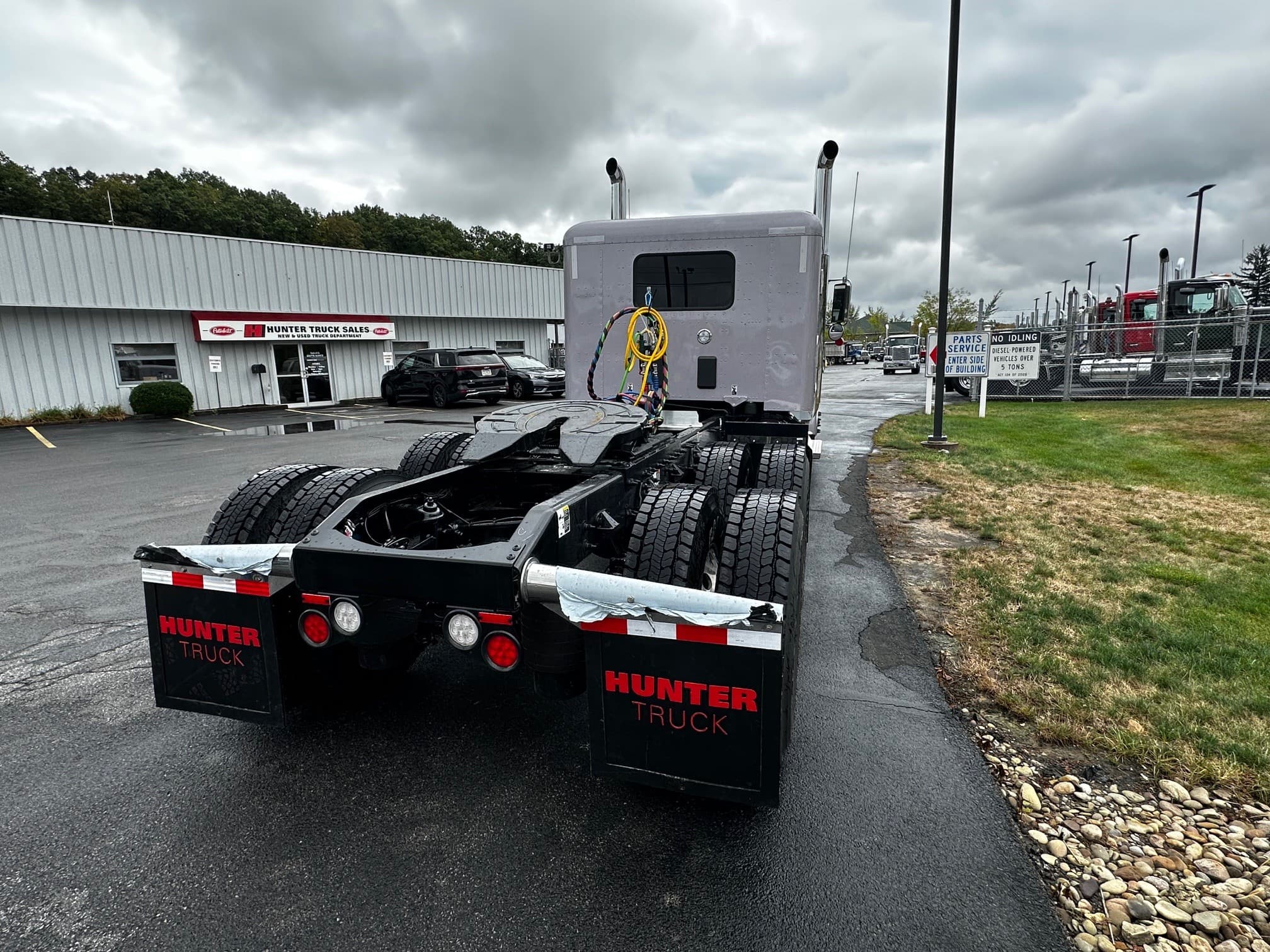 2026 Peterbilt 589 — photo 5
