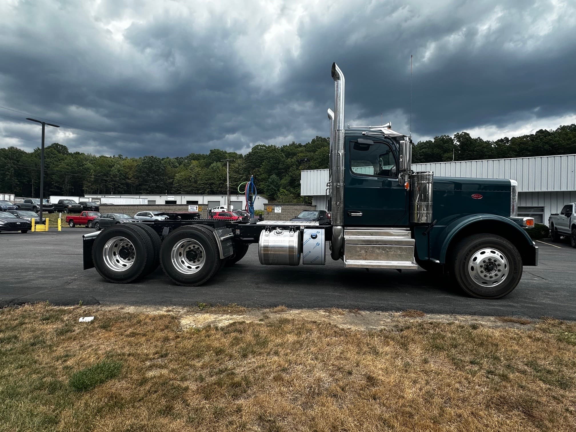 2026 Peterbilt 589 — photo 5