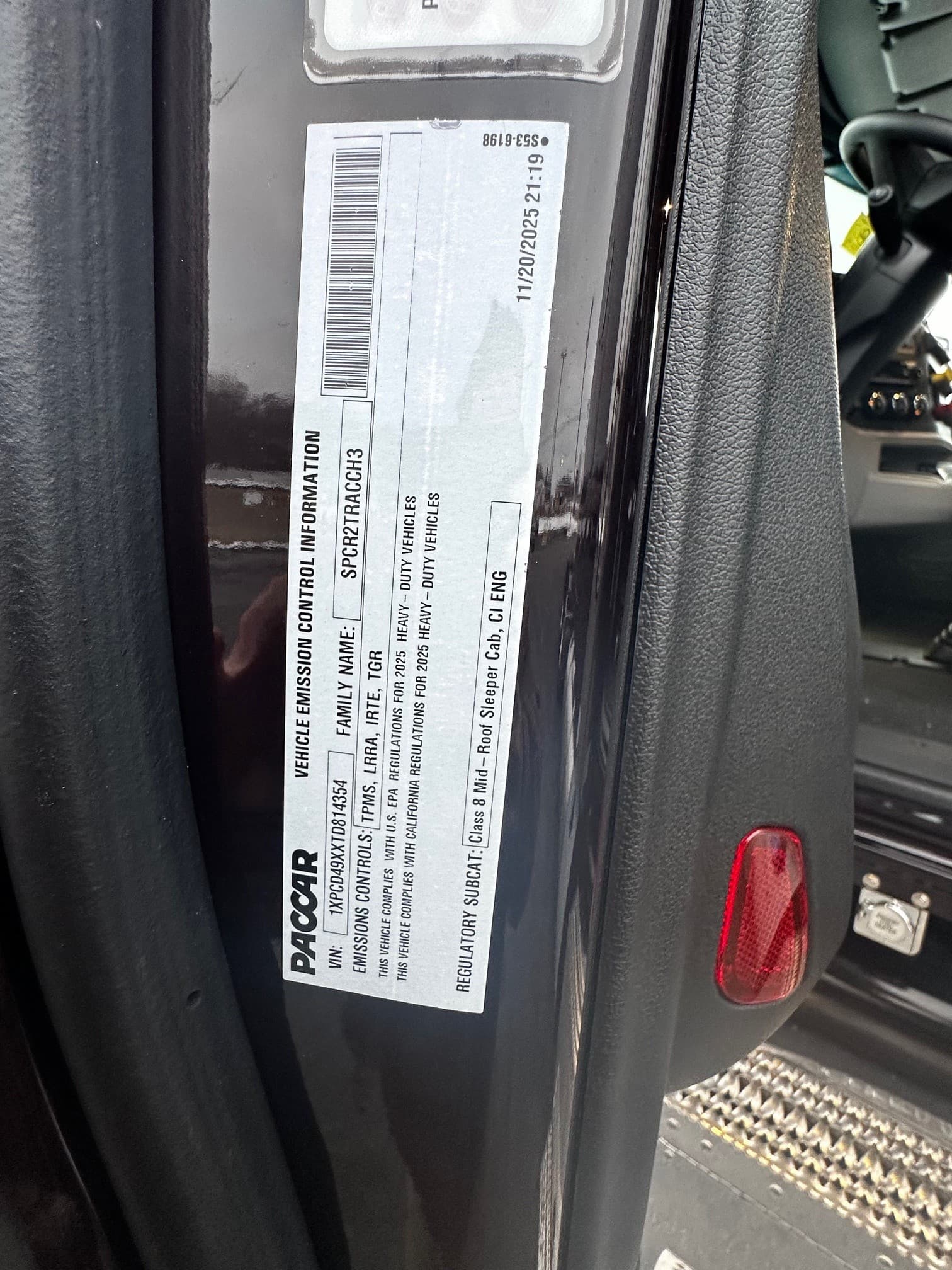 2026 Peterbilt 567 — photo 9