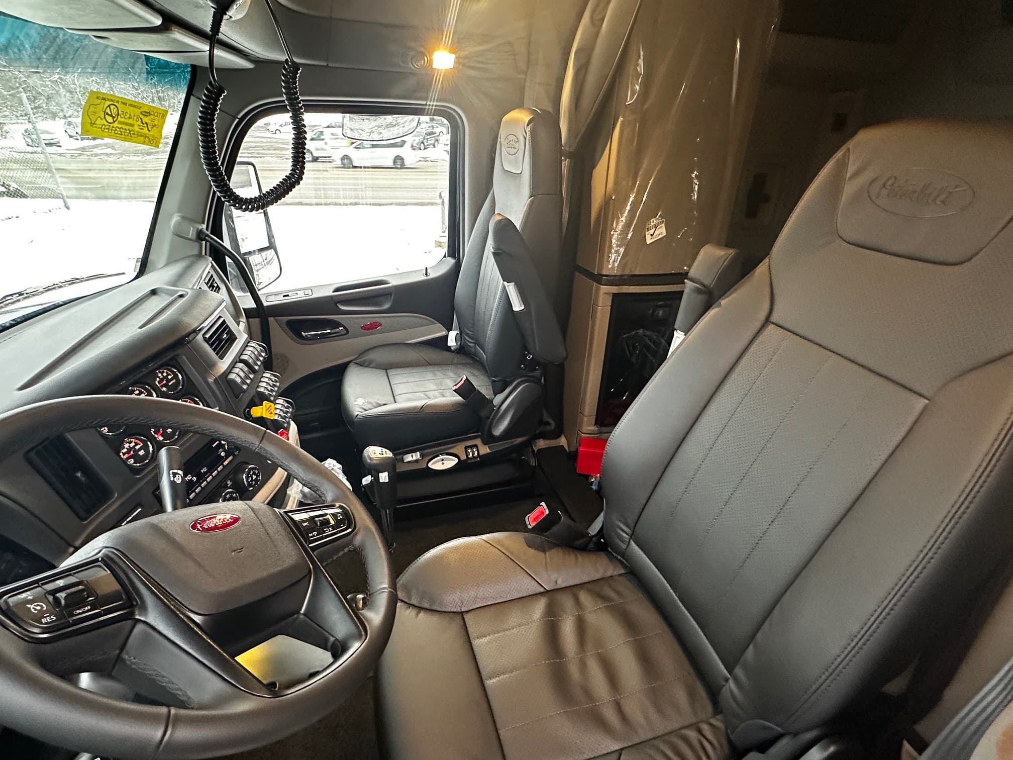 2026 Peterbilt 567 — photo 6