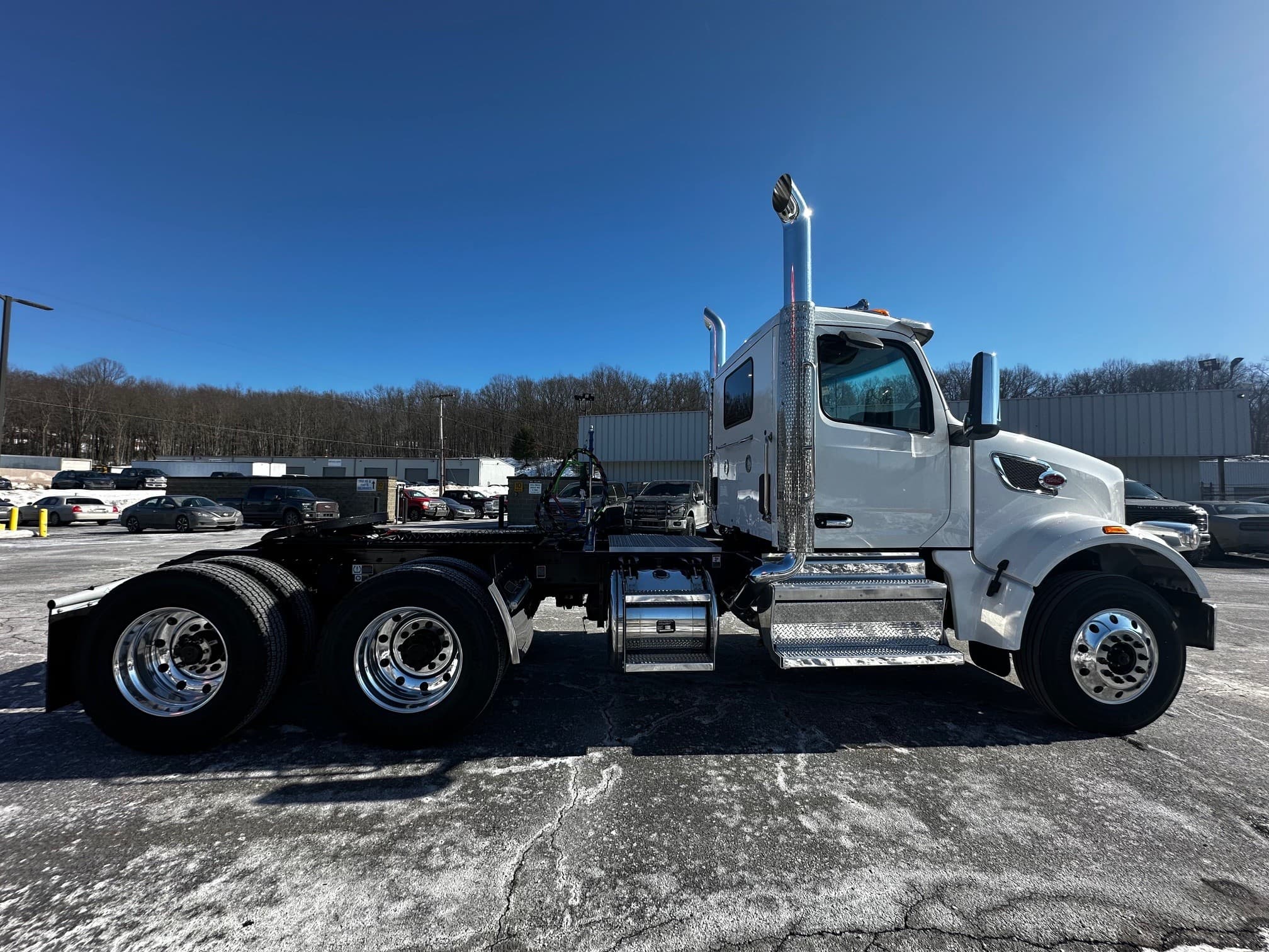 2027 Peterbilt 567 — photo 7