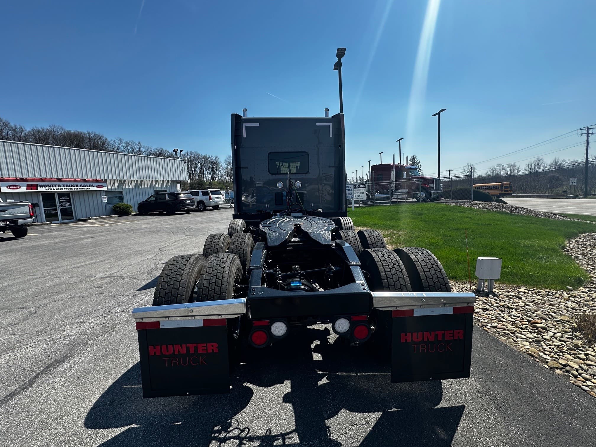 2027 Peterbilt 567 — photo 14