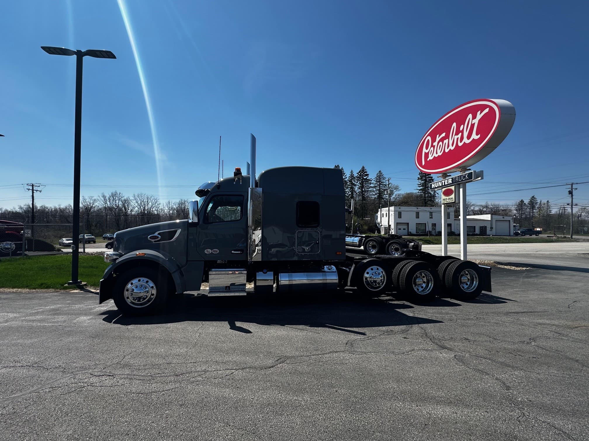 2027 Peterbilt 567 — photo 16