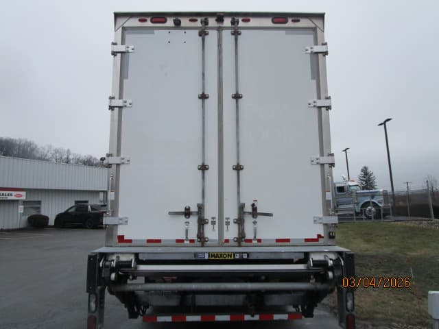 2020 Freightliner M2 106 — photo 4