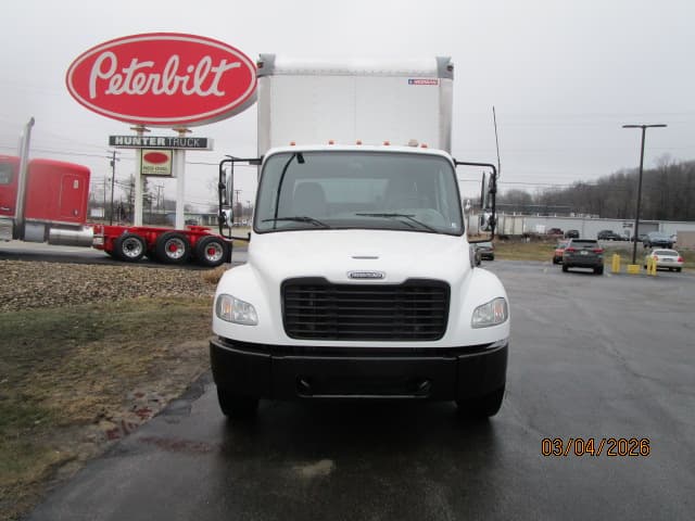 2020 Freightliner M2 106 — photo 9