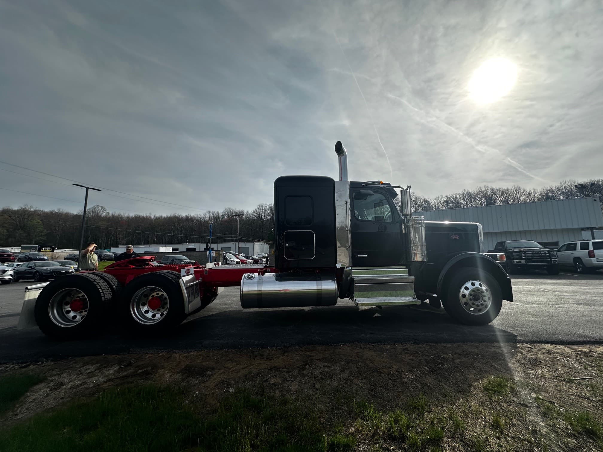 2027 Peterbilt 589 — photo 12