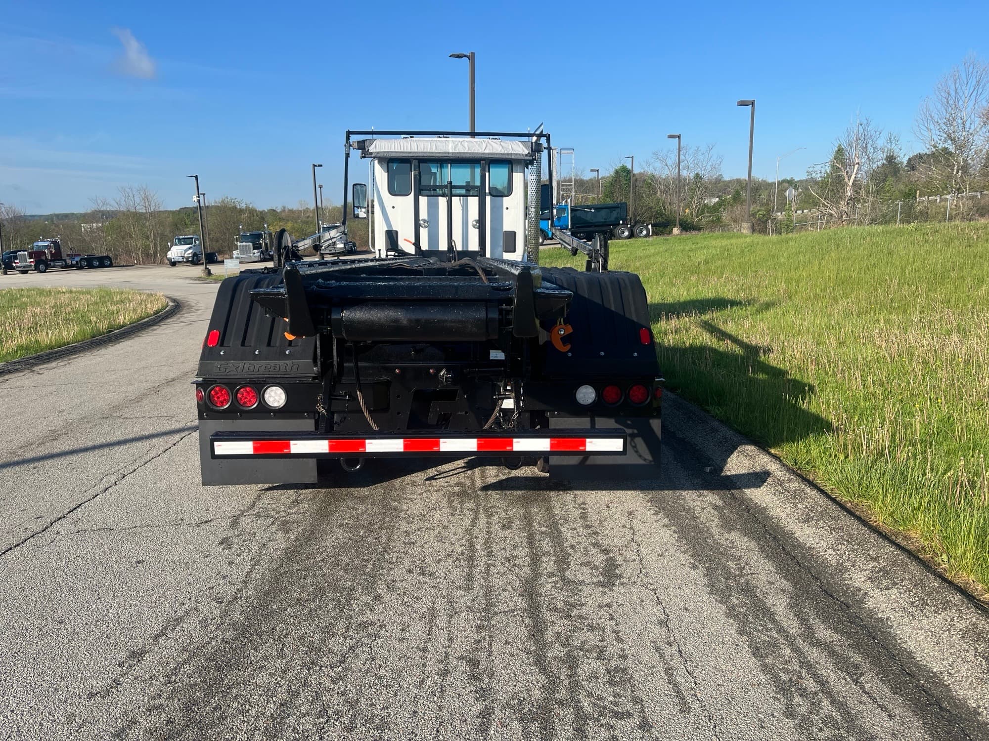 2024 Kenworth T880 — photo 3