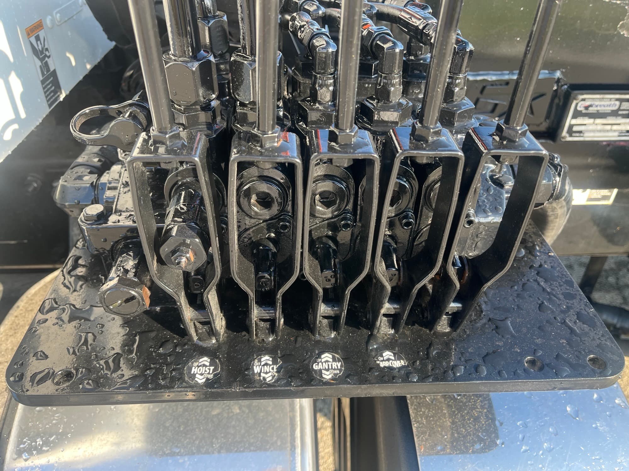 2024 Kenworth T880 — photo 11