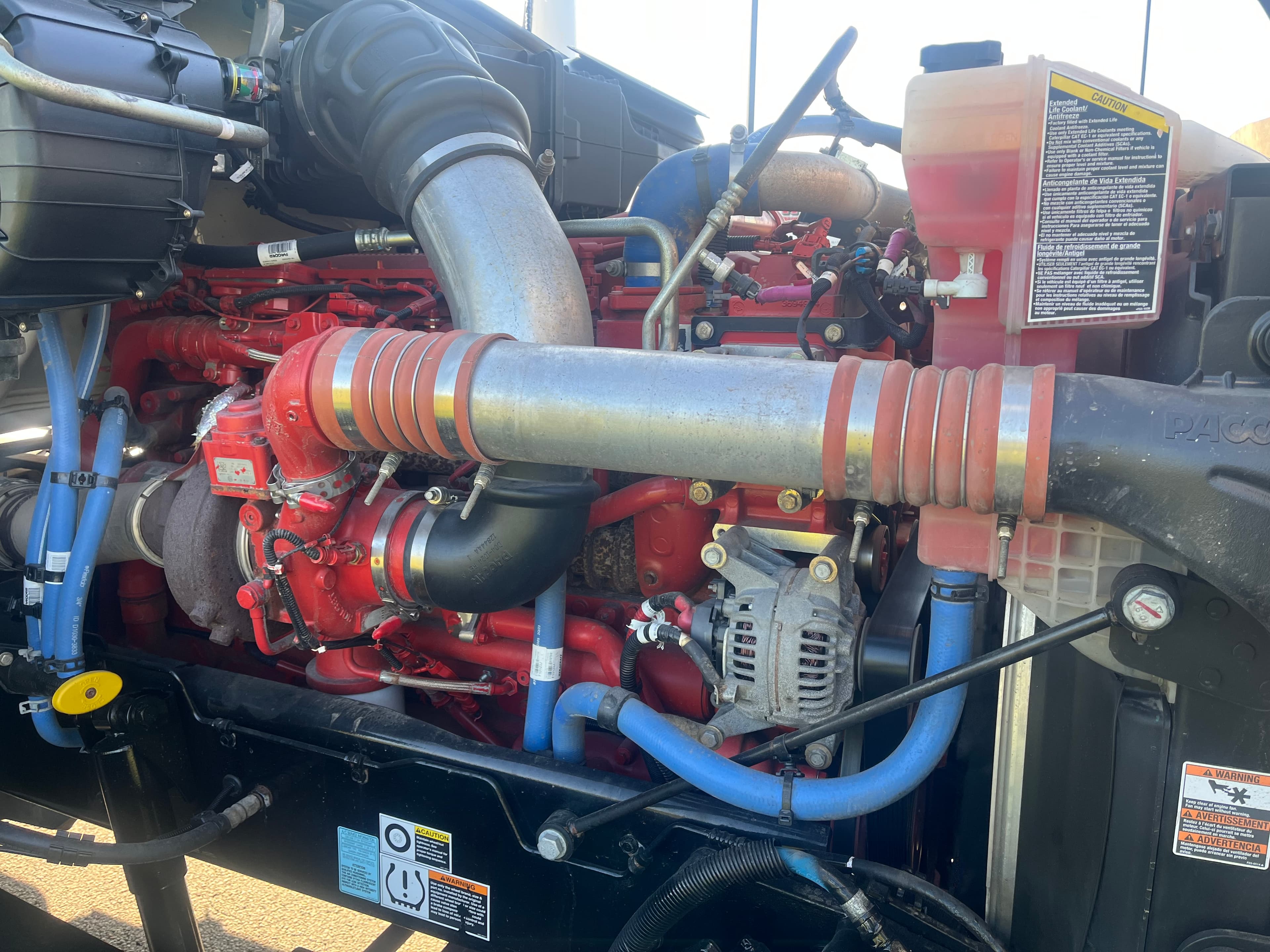 2024 Kenworth T880 — photo 9