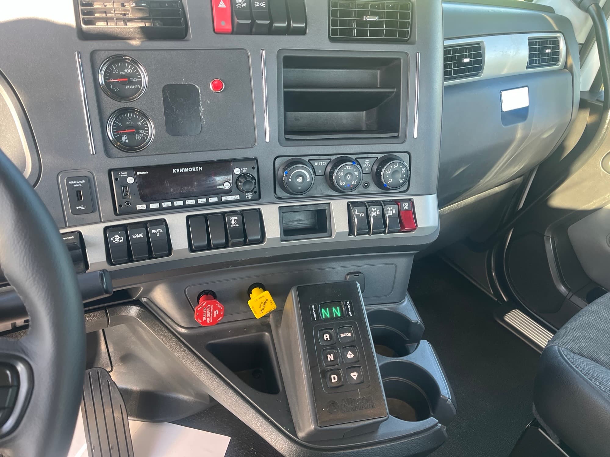 2024 Kenworth T880 — photo 14