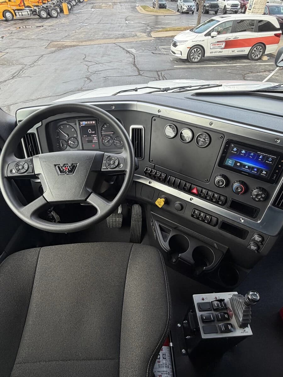 2026 Western Star 47X — photo 8