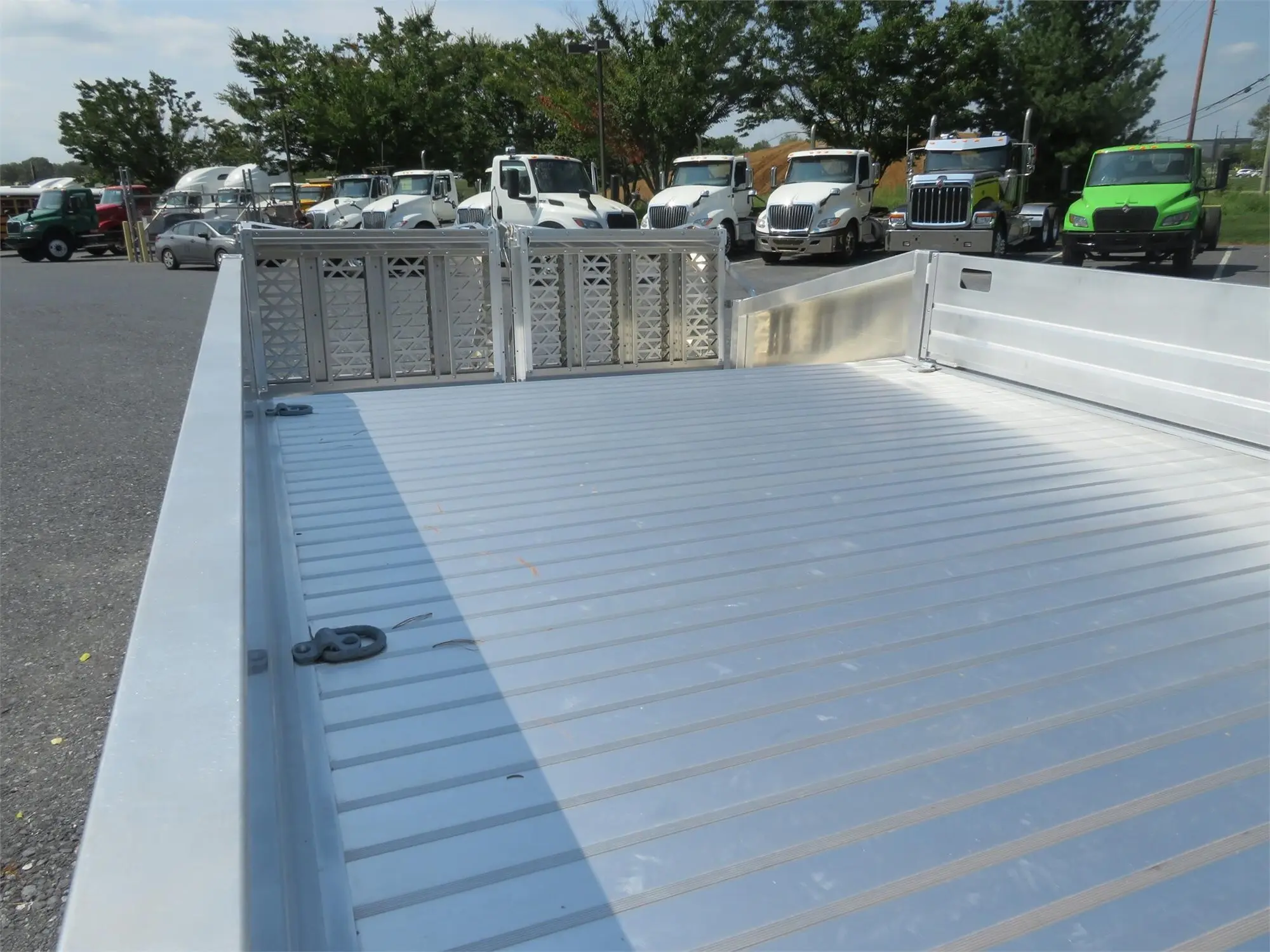 2024 Isuzu NPR — photo 4