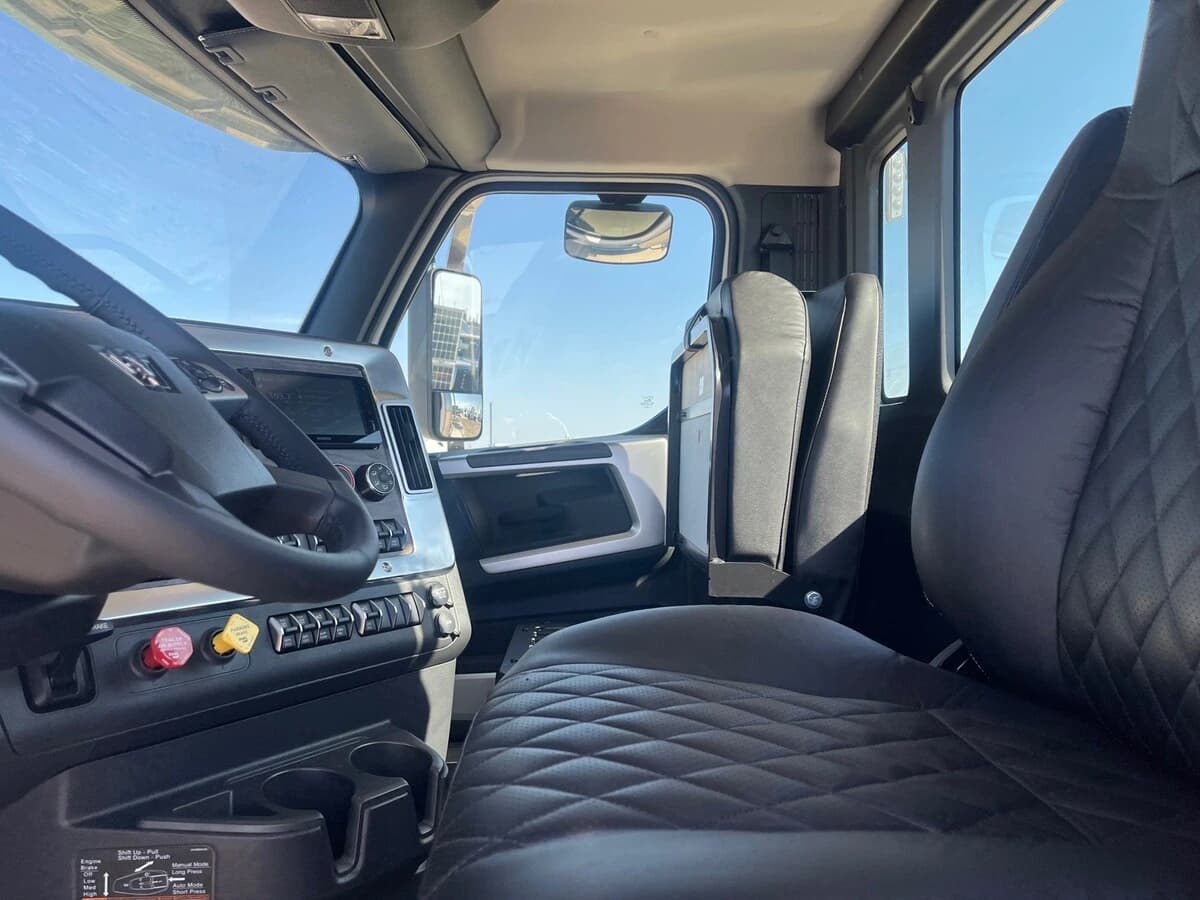 2026 Western Star 49X — photo 10