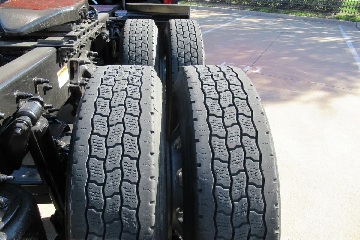 2023 Freightliner Cascadia — photo 15