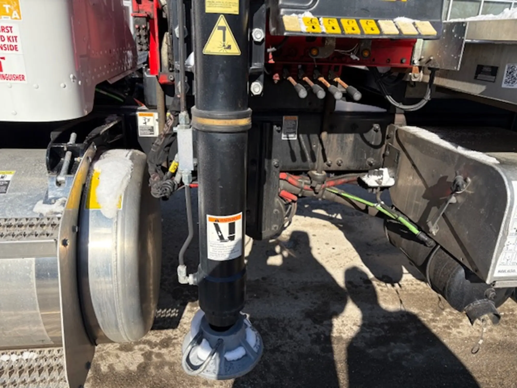 2022 Peterbilt 348 — photo 20