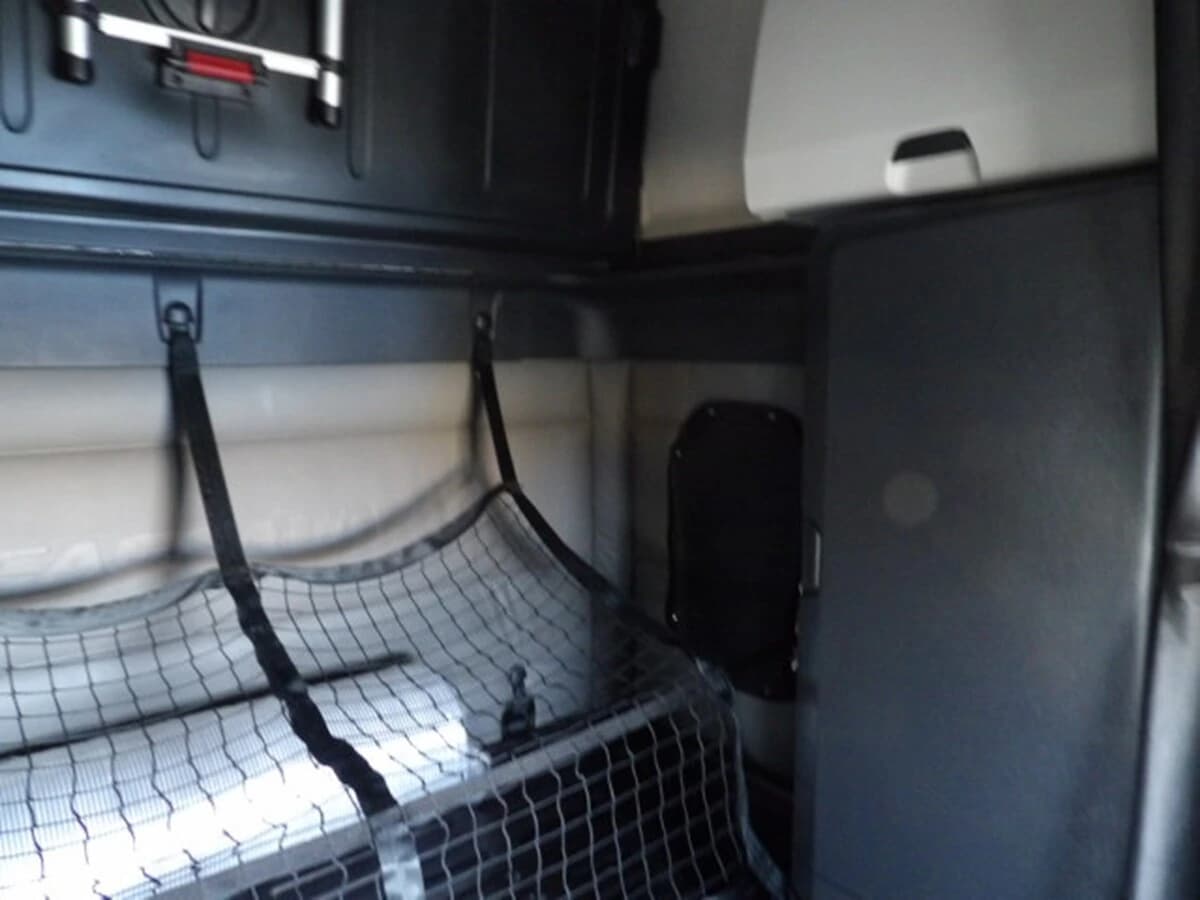 2022 Freightliner Cascadia — photo 18