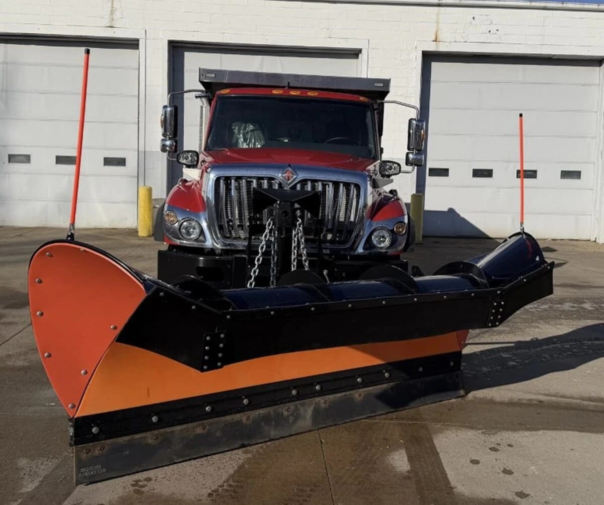 2025 International HV — photo 2