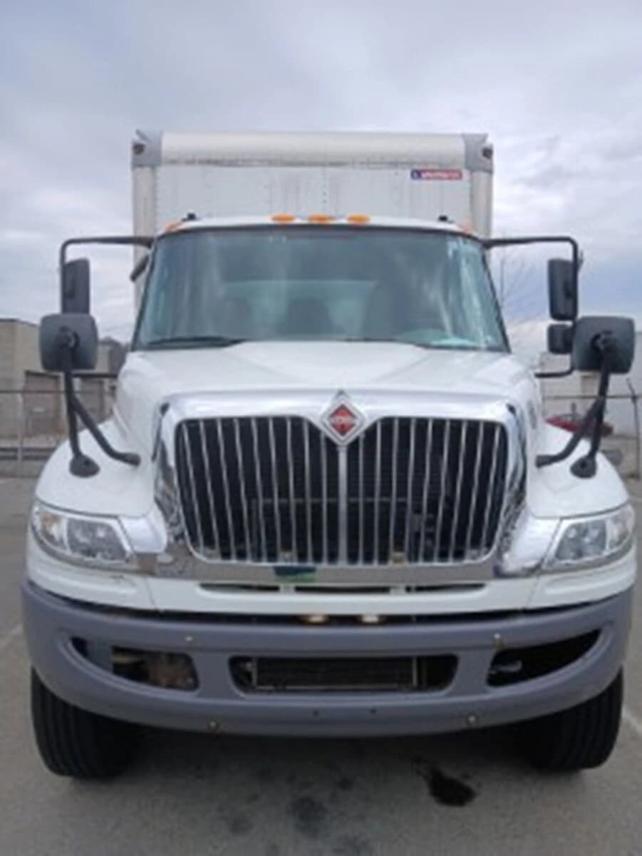 2019 International 4300 — photo 2