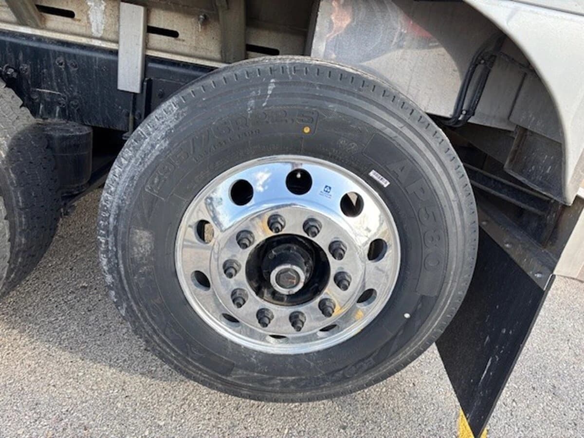 2025 Western Star 49X — photo 11