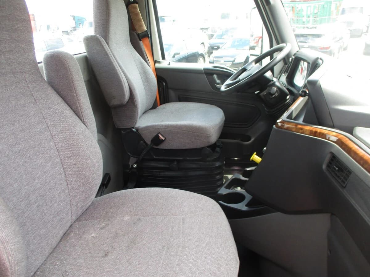 2021 International RH — photo 21