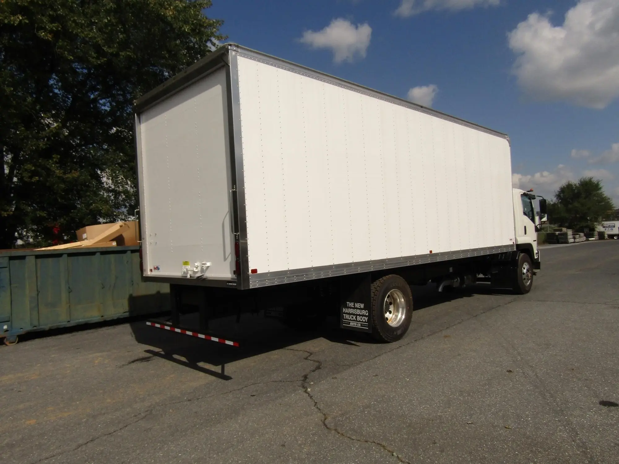 2025 Isuzu FTR — photo 5