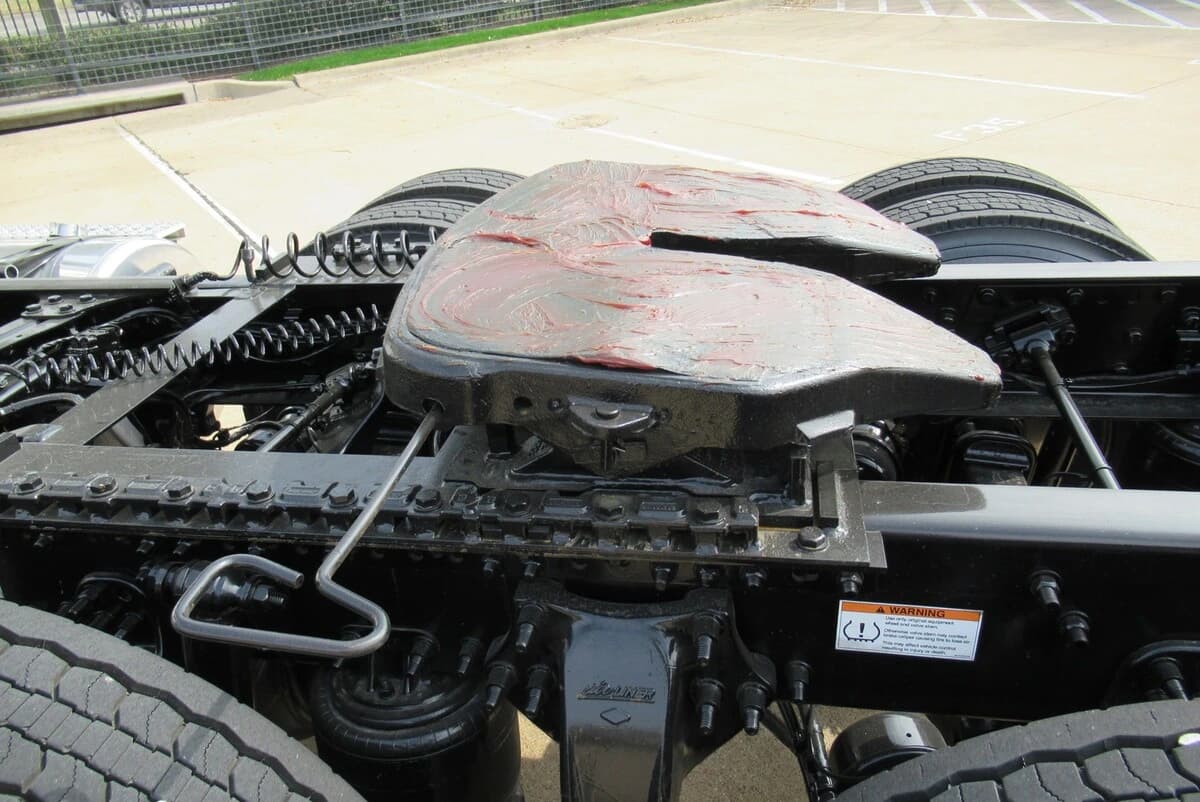 2024 Freightliner Cascadia — photo 17