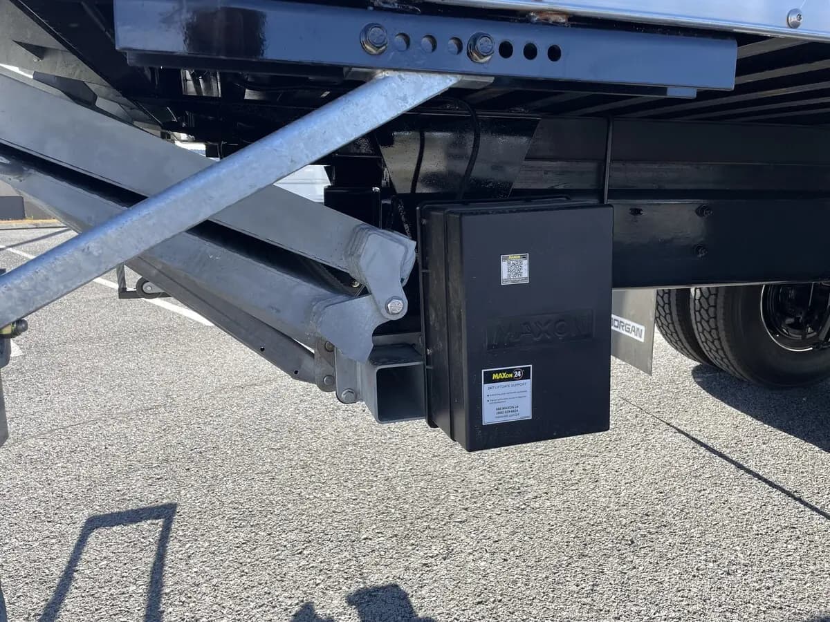 2026 Freightliner M2 106 — photo 7