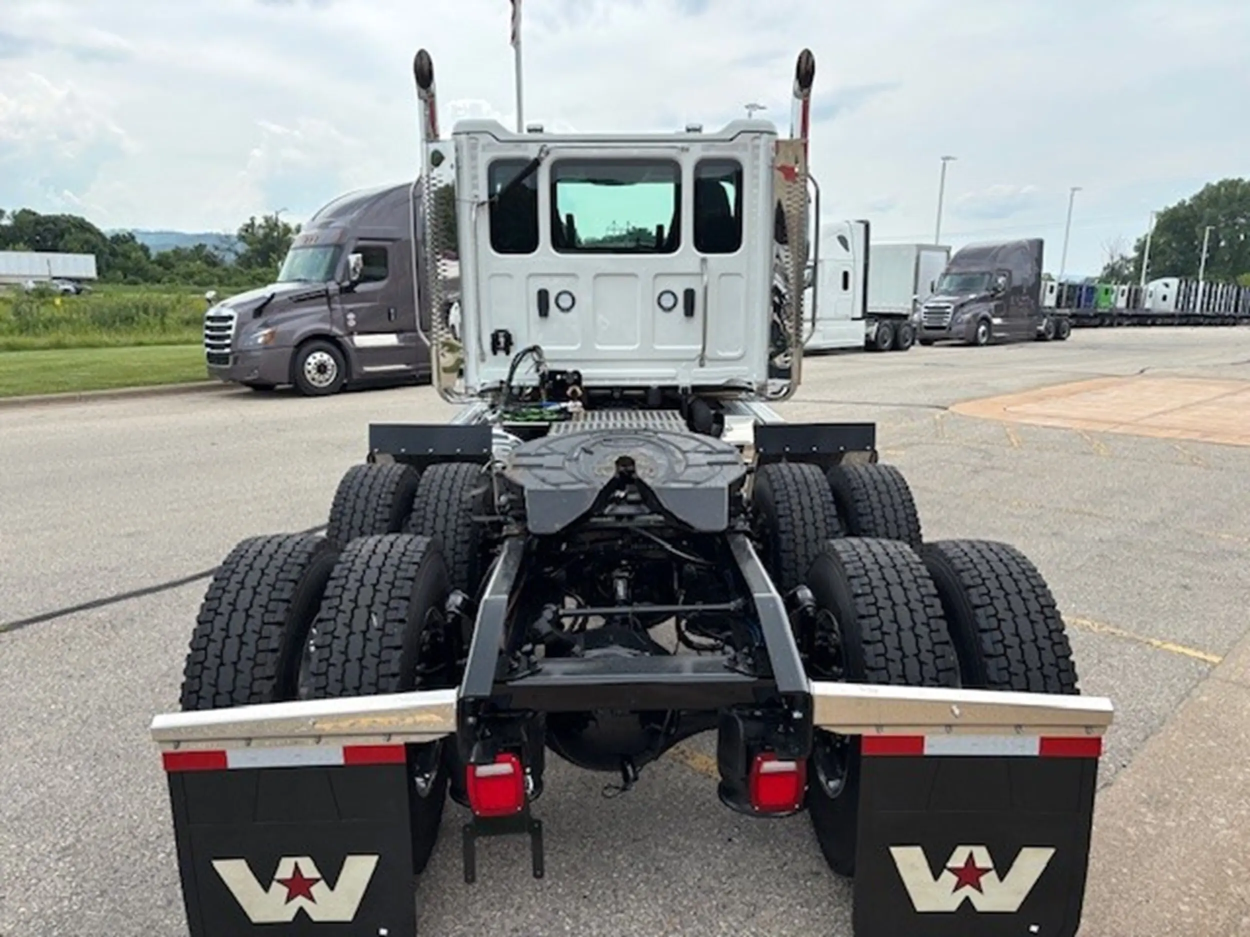 2026 Western Star 49X — photo 6