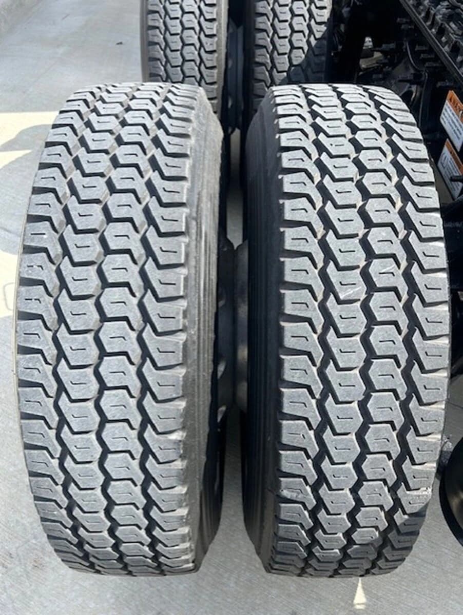 2024 Freightliner Cascadia — photo 10