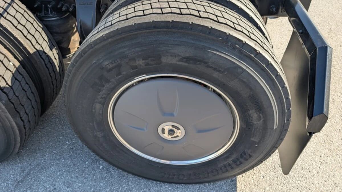 2026 Freightliner Cascadia — photo 10