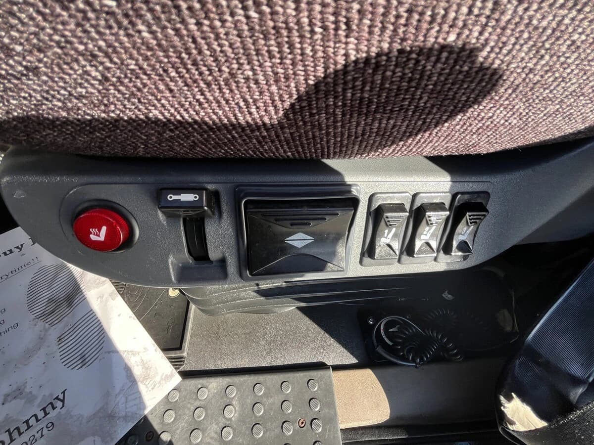 2012 Freightliner Cascadia — photo 18