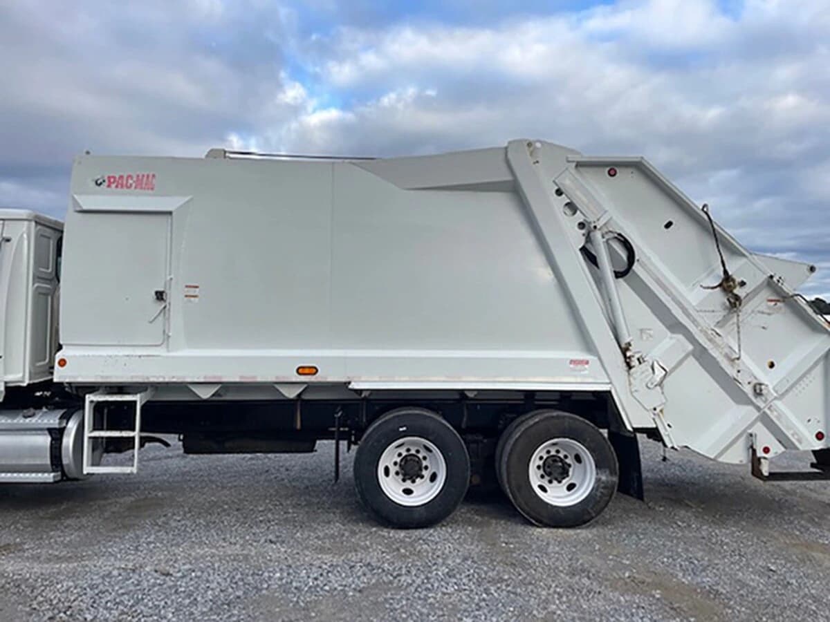 2020 Western Star 4700 — photo 20