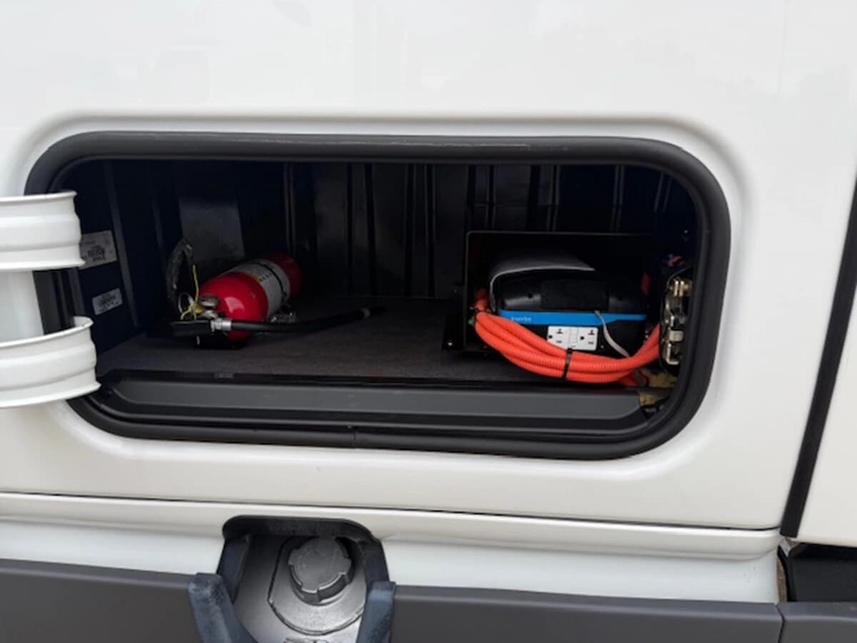 2025 Freightliner Cascadia — photo 18