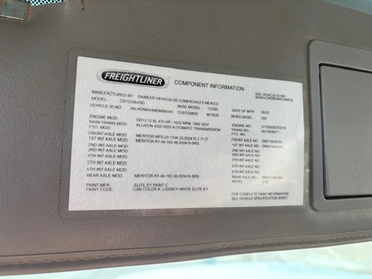 2021 Freightliner 122SD — photo 22