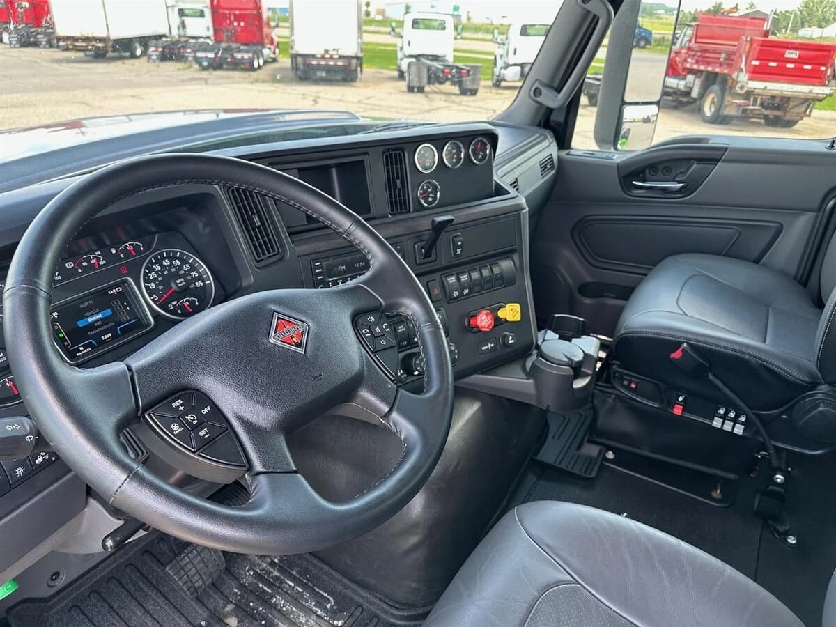 2025 International HV — photo 6