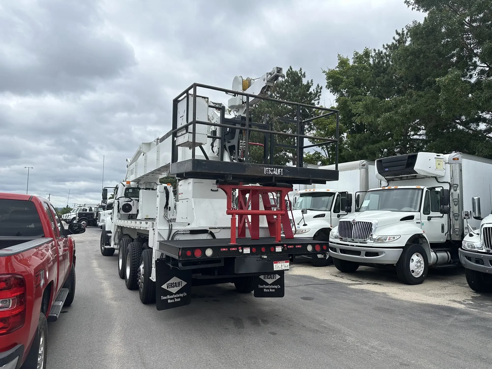 2018 Freightliner 114SD — photo 8