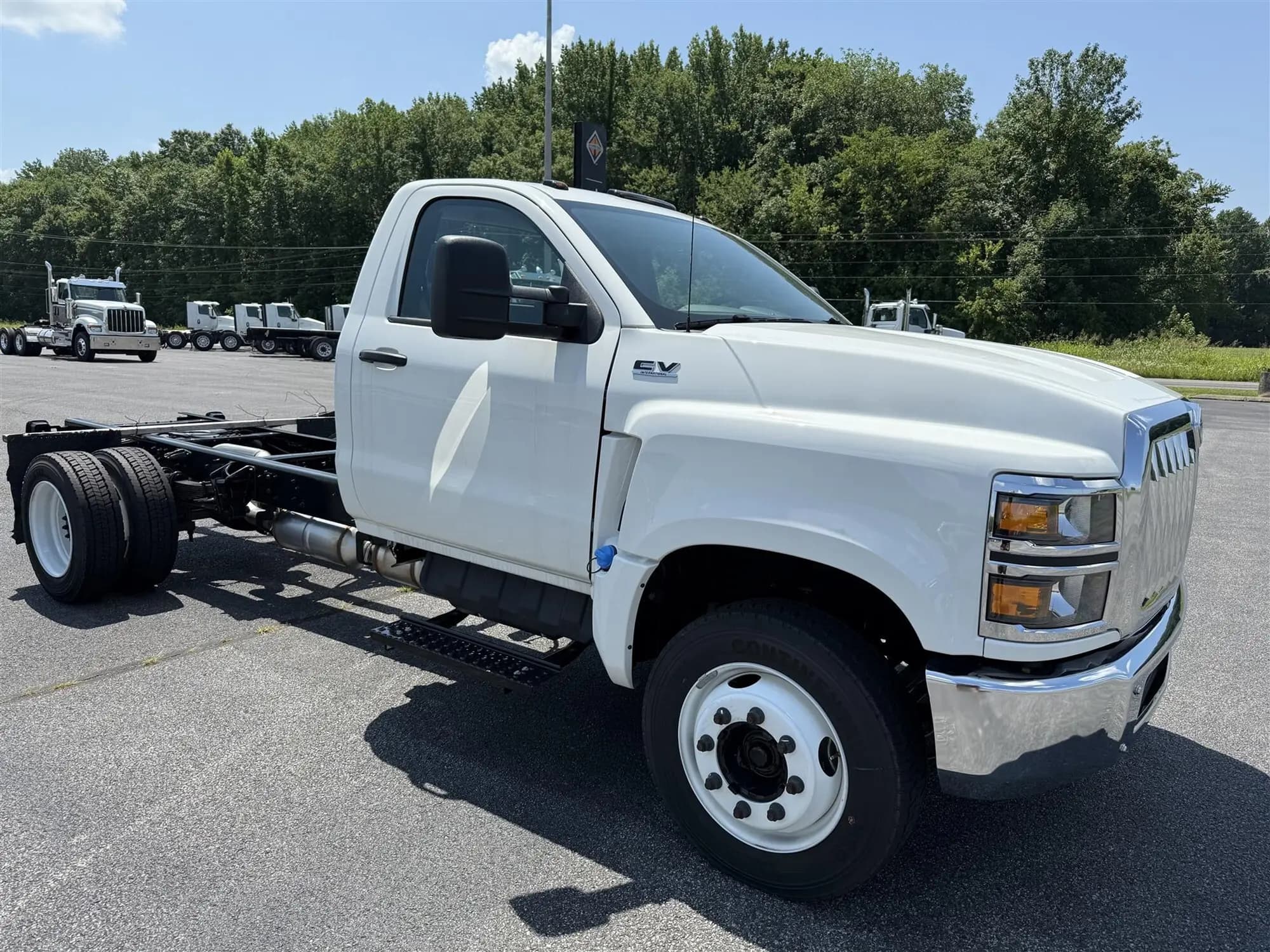 2024 International CV — photo 3