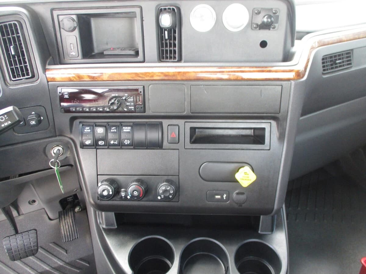 2021 International RH — photo 18