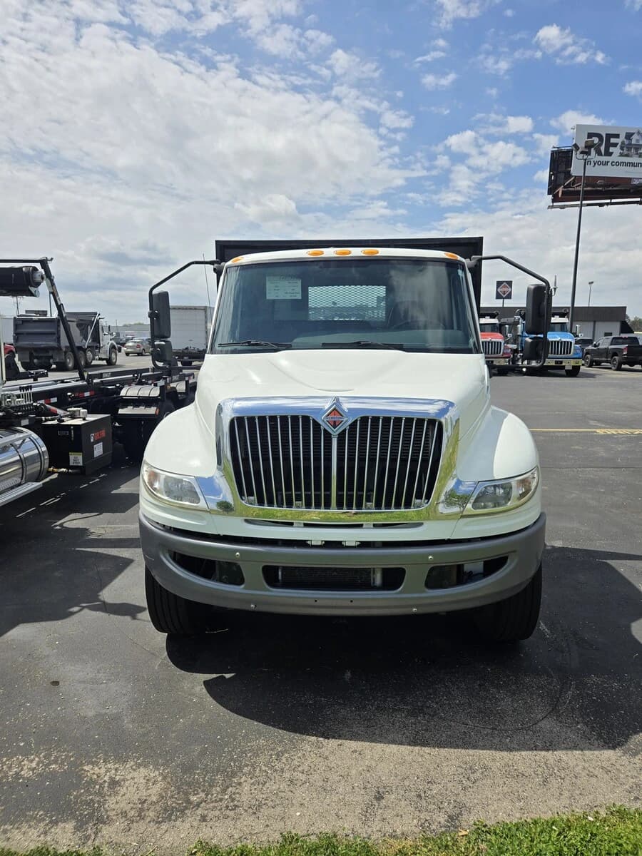 2021 International MV — photo 8