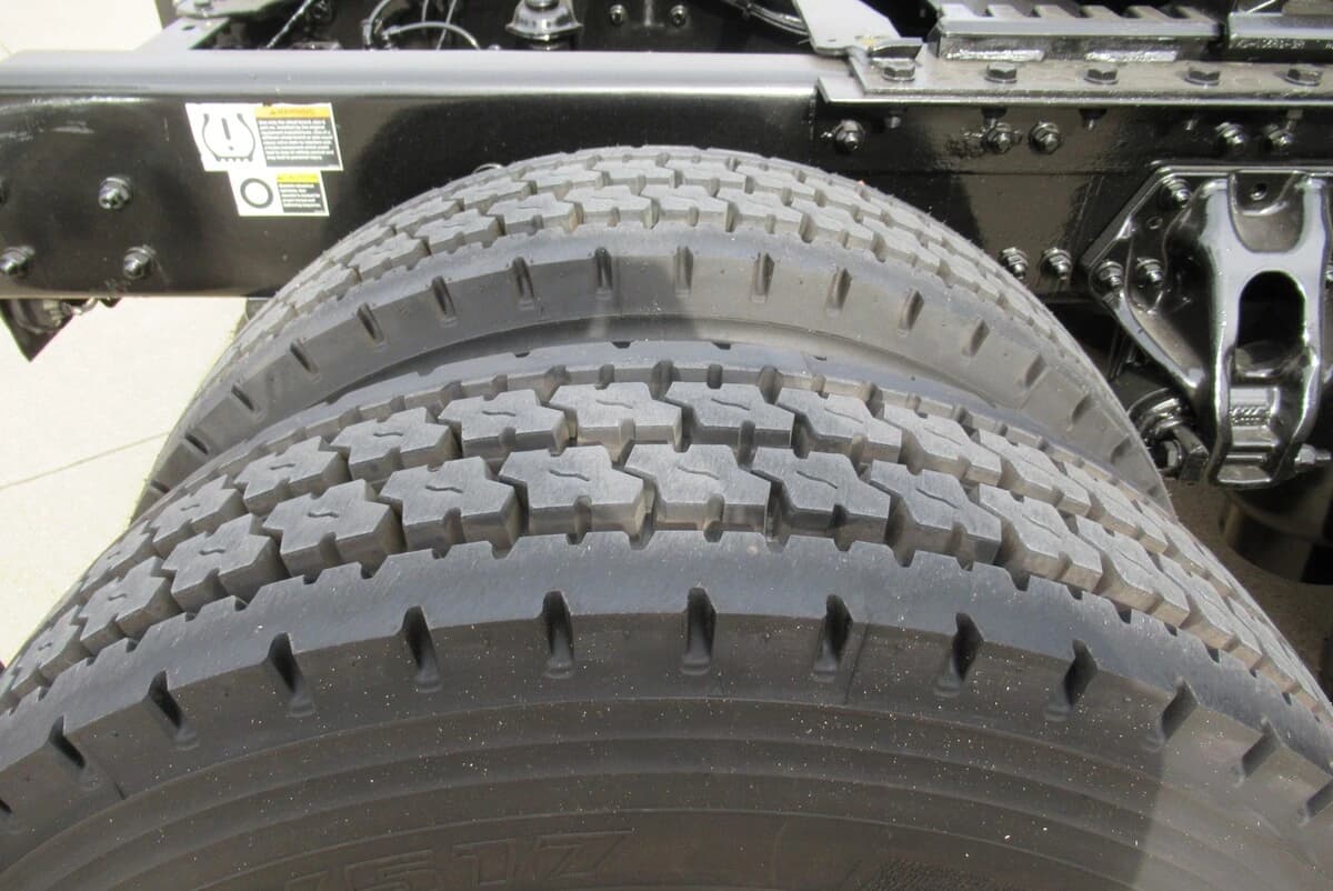 2023 Kenworth T680 — photo 14