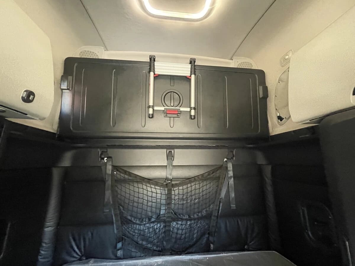 2024 Freightliner Cascadia — photo 34