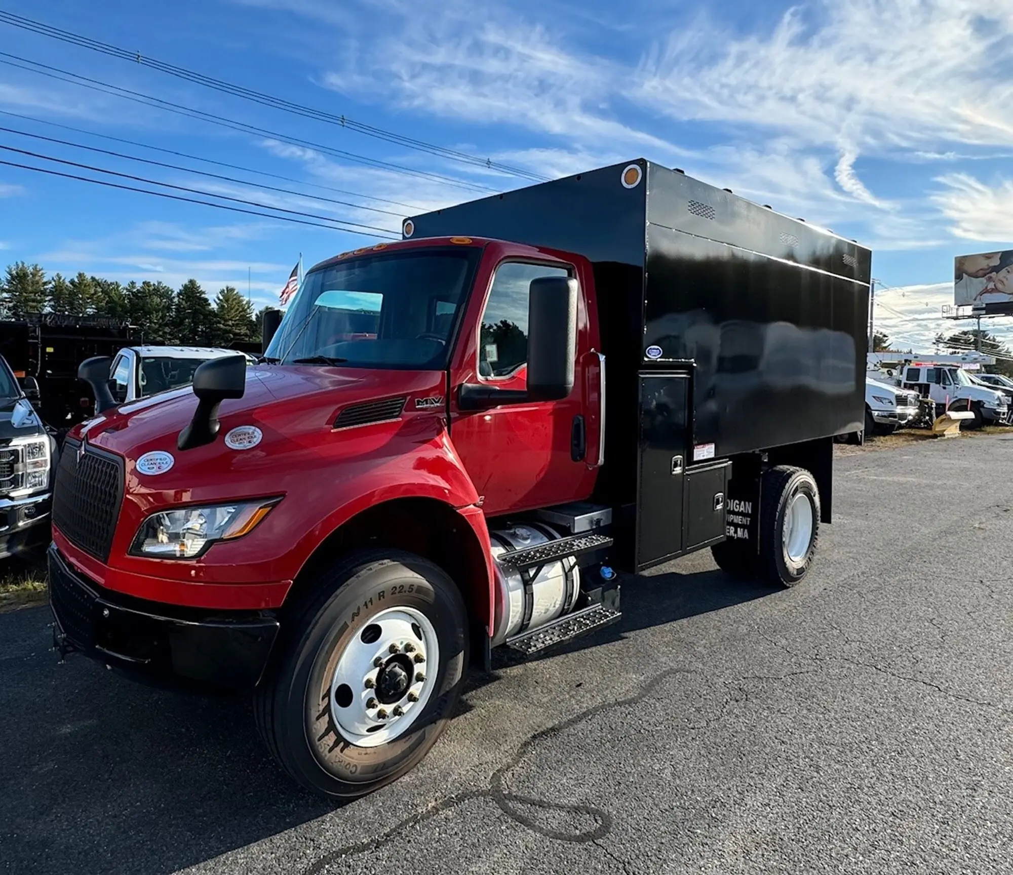 2025 International MV — photo 3