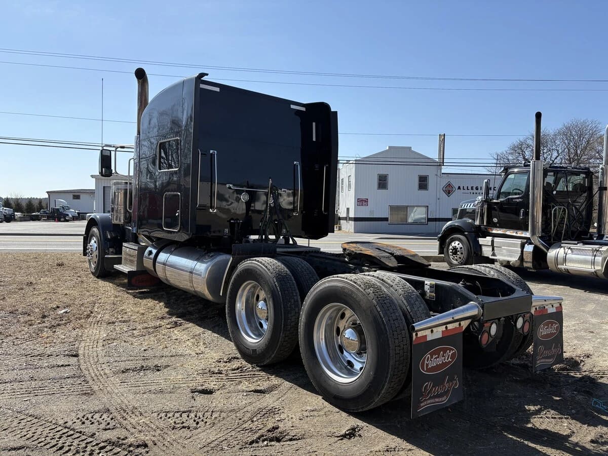 2018 Peterbilt 389 — photo 4