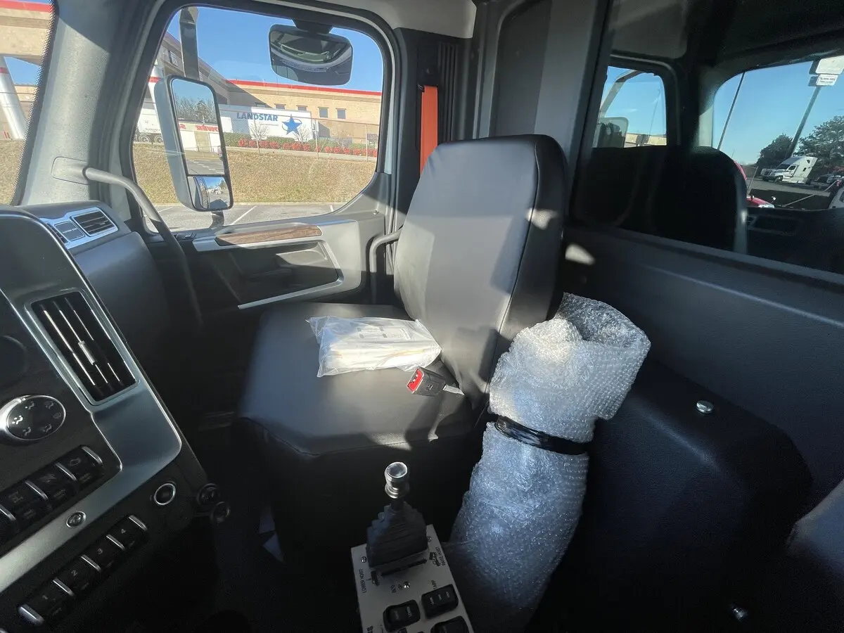 2026 Western Star 49X — photo 31