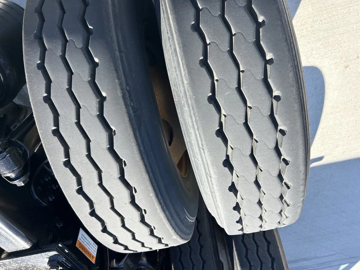 2016 Freightliner Cascadia — photo 8