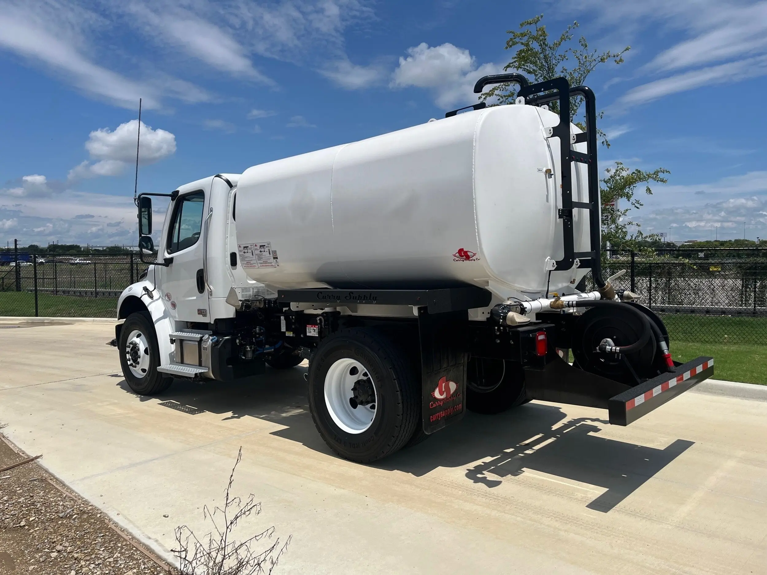 2026 Freightliner M2 106 — photo 7